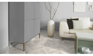 IŠPARDAVIMAS Laminuotos grindys Kaindl Natural Touch Wide 8.0 Fishbone Ąžuolas Alnwig