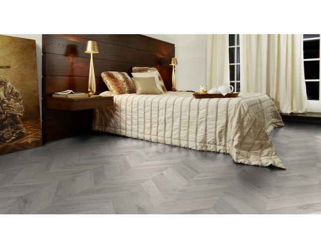 IŠPARDAVIMAS Laminuotos grindys Kaindl Natural Touch Wide 8.0 Fishbone Ąžuolas Alnwig