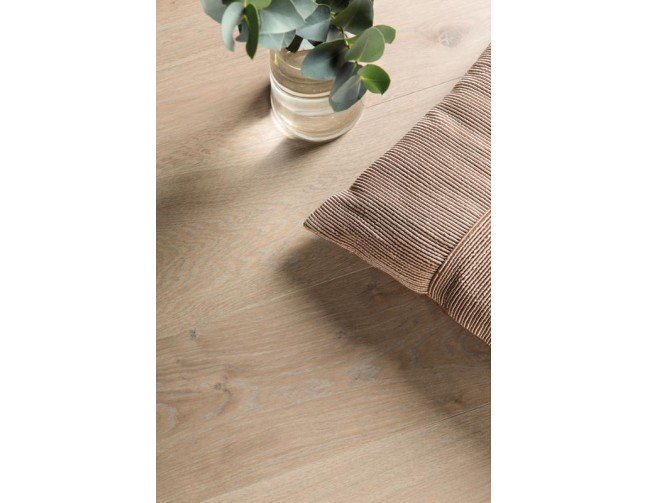 Trisluoksnė parketlentė Boen Castle Live Pure Ąžuolas Warm Grey 209 MM PKGV43FB 2 rūšis