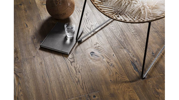 Trisluoksnė parketlentė Boen Castle Handcrafted Ąžuolas Antique