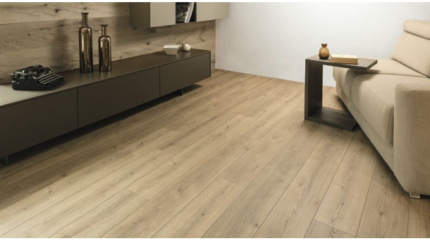 Laminuotos grindys Kaindl Natural Touch Standard 8.0 Ąžuolas